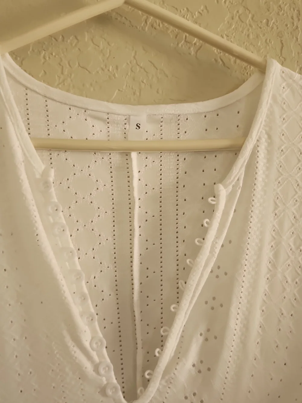 no brand lightweight white